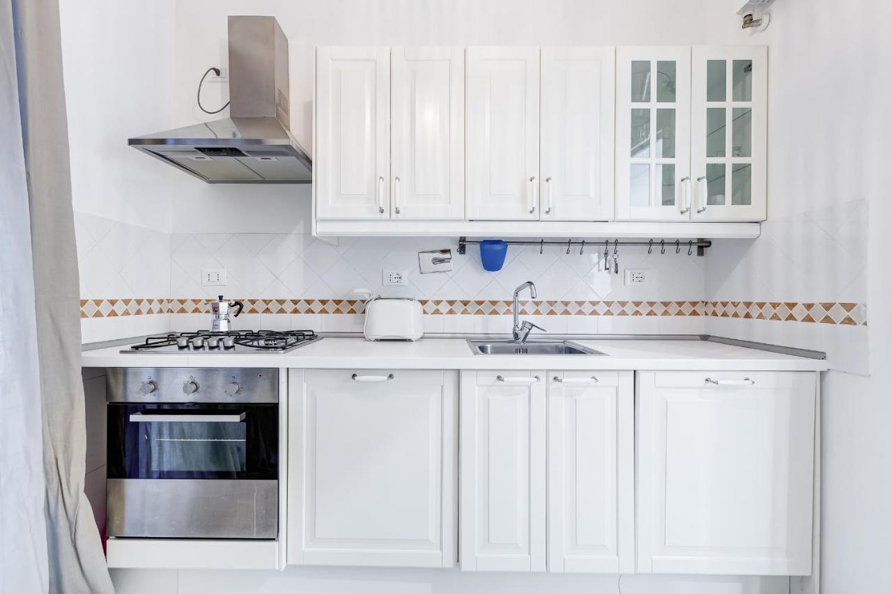 רומא Trevi Fountain Modern Apartment מראה חיצוני תמונה