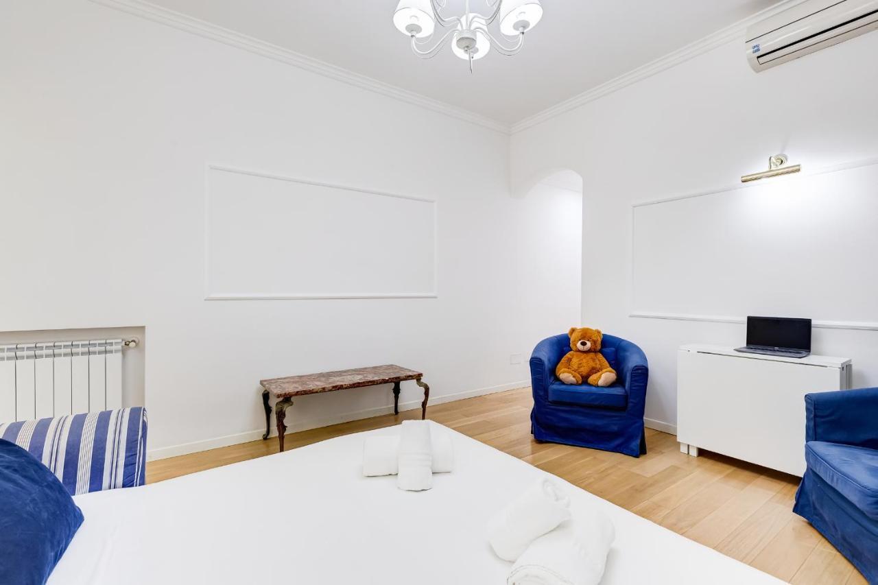 רומא Trevi Fountain Modern Apartment מראה חיצוני תמונה
