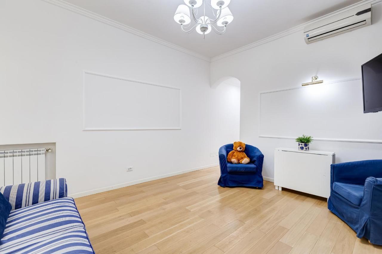 רומא Trevi Fountain Modern Apartment מראה חיצוני תמונה