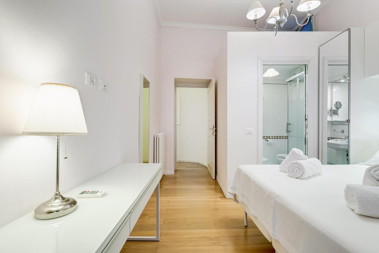 רומא Trevi Fountain Modern Apartment מראה חיצוני תמונה